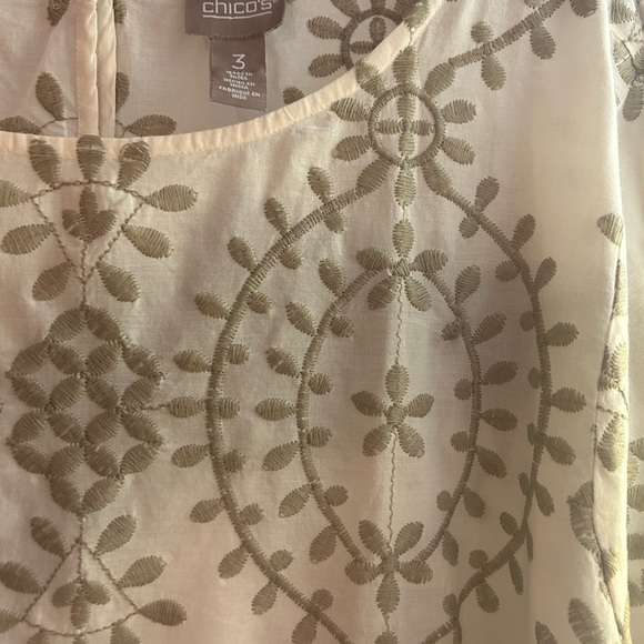 CHICOS tunic - Picture 2 of 9